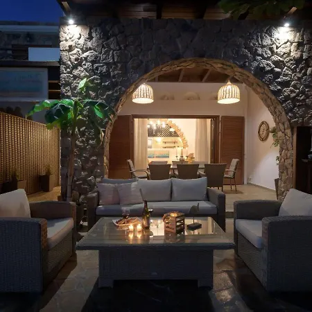 Detached Villa With Seaview In Charaki Haraki